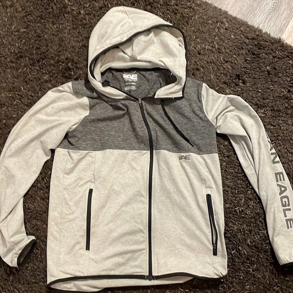 Like New - American Eagle Hoodie (Size XS)